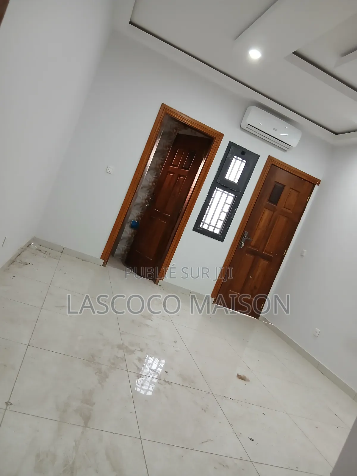 2chbre Appartement dans Lascoco Maison, Cocody à Louer