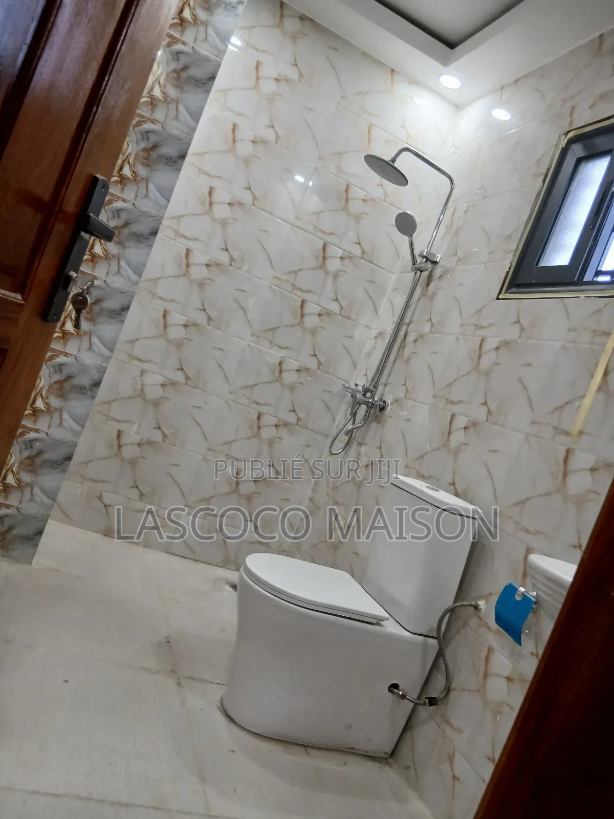 2chbre Appartement dans Lascoco Maison, Cocody à Louer