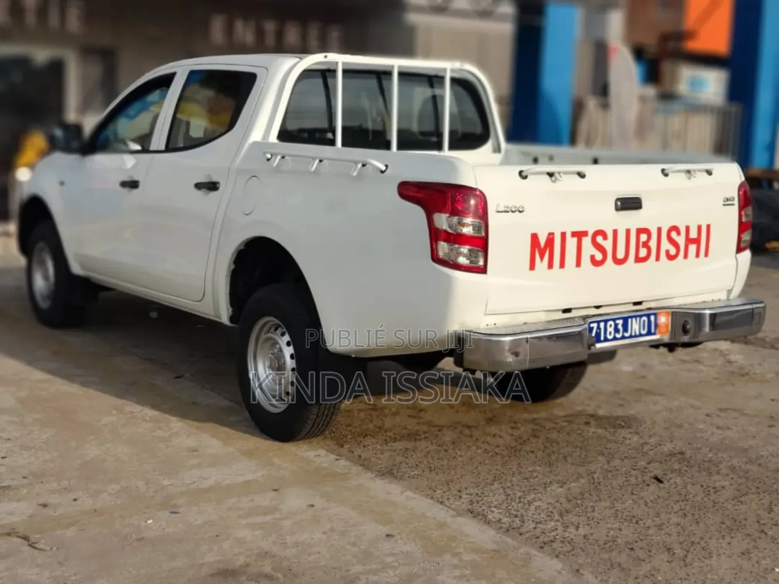 Mitsubishi L200 2019 Blanc cassé