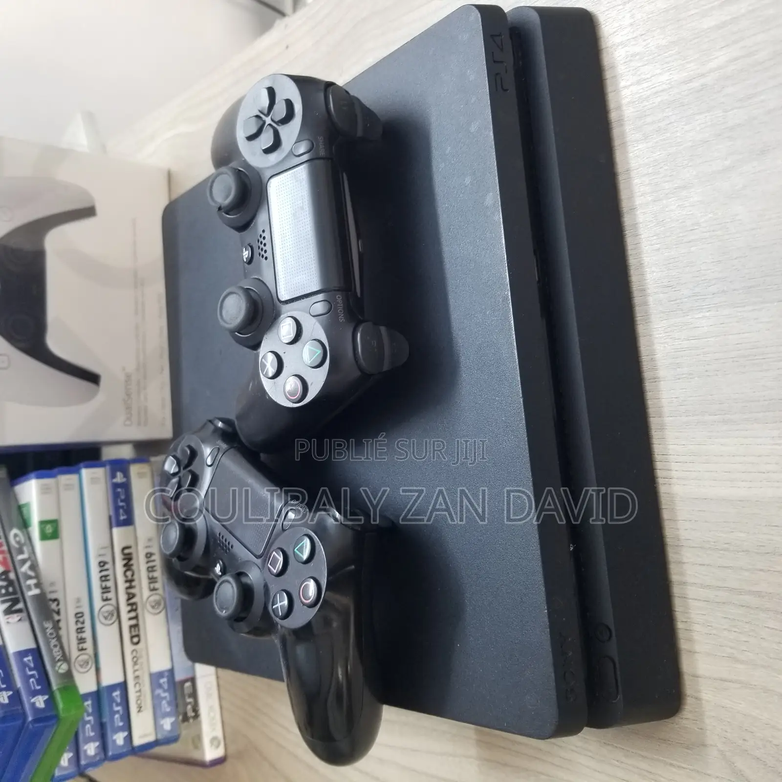 Ps4 Slim/10jeux