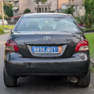 Photo - Toyota Yaris 2008 Black