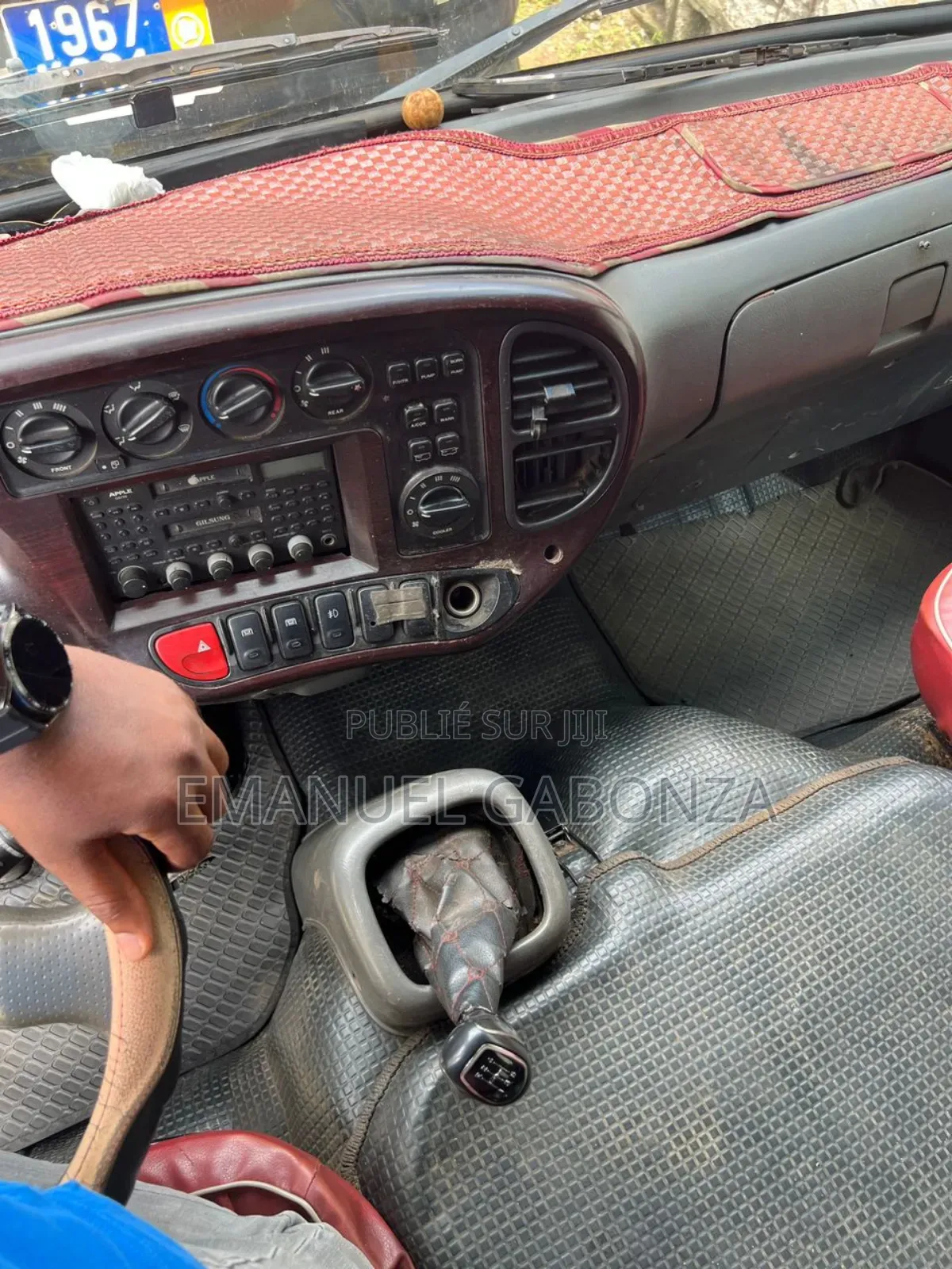 Hyundai County 2017 Jaune