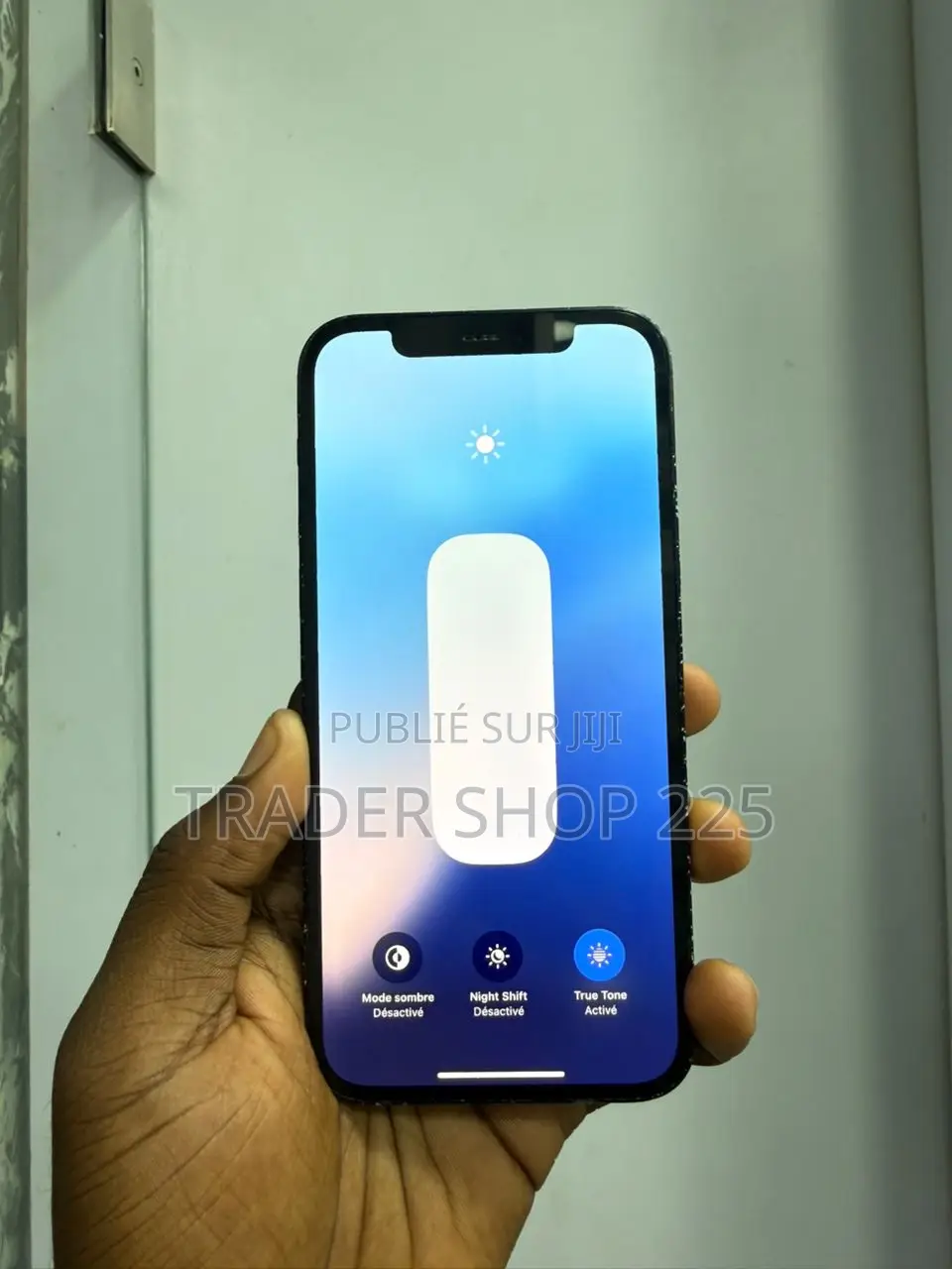 New Apple iPhone 12 64 GB Black