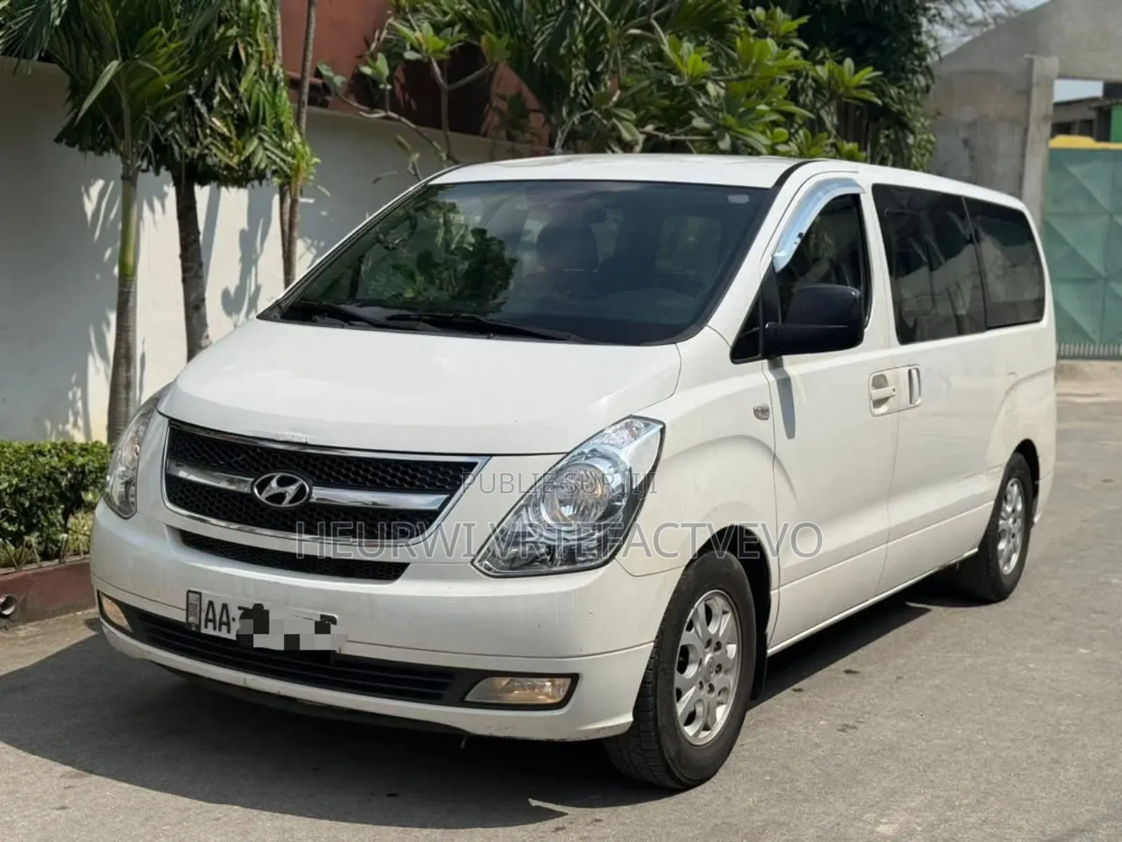 Hyundai H1 2016 Blanc