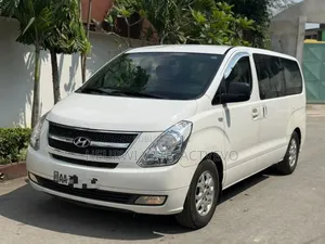Hyundai H1 2016 Blanc