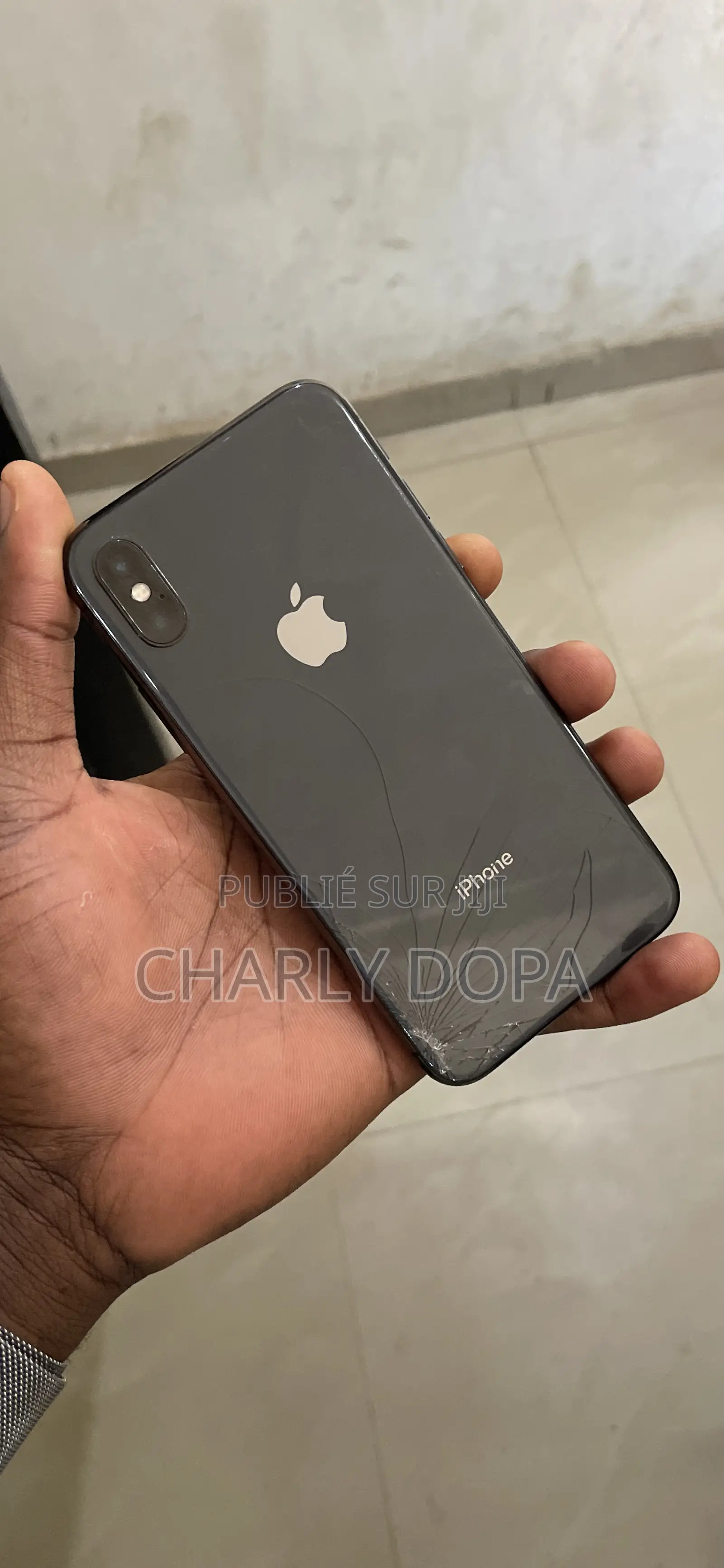 Apple iPhone X 64 GB Black