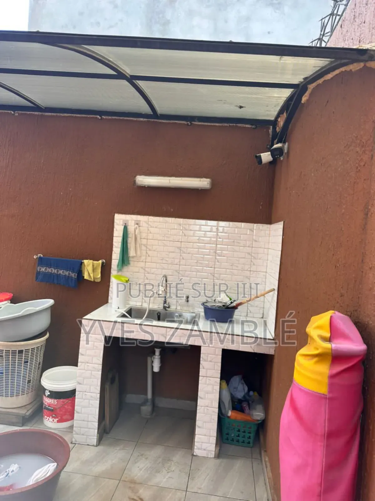 Furnished 4chbre Duplex dans Bingerville à Louer