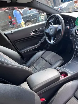 Mercedes-Benz CLA-Class CLA 180 Wagon 2018 Gris