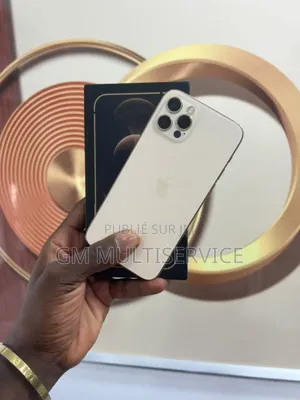 Photo - Apple iPhone 12 Pro 128 GB Doré