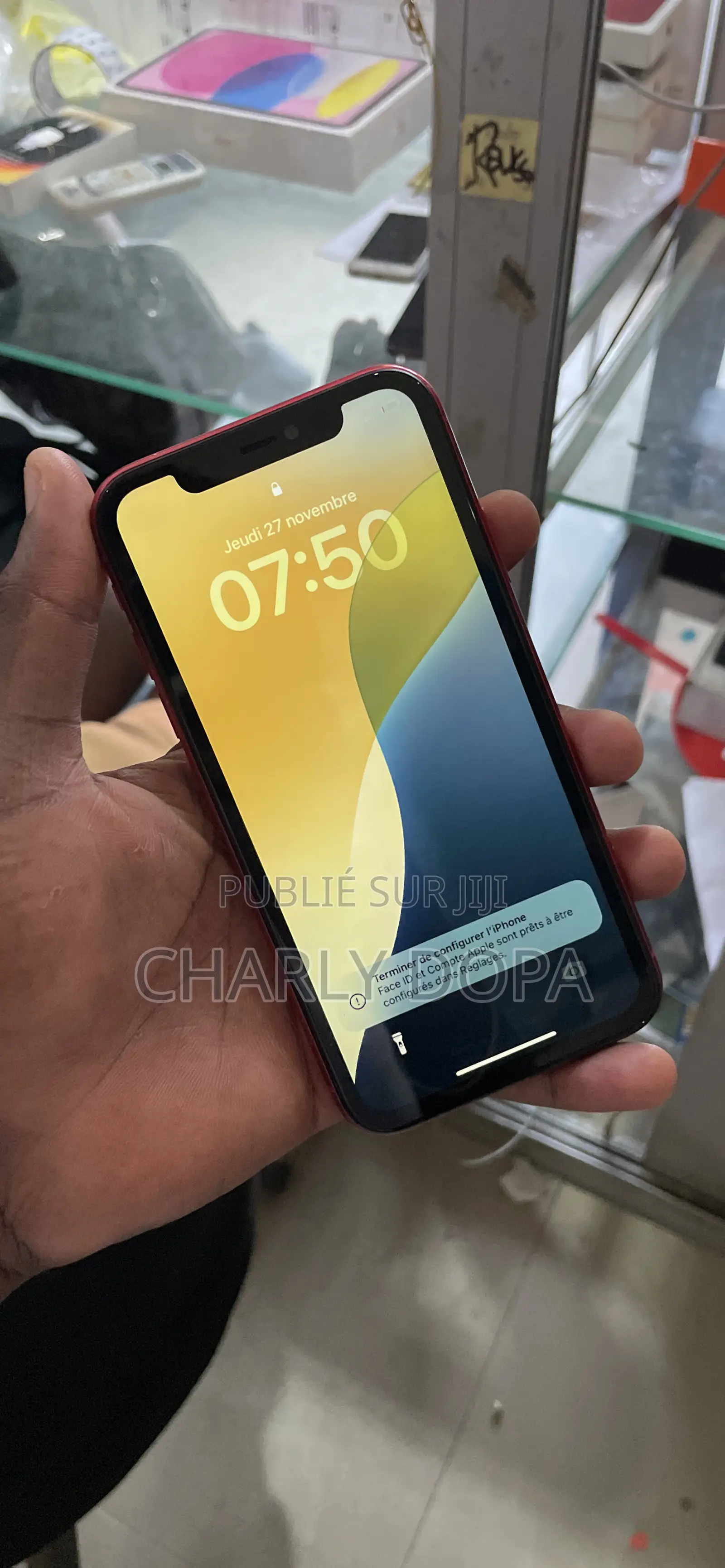 Apple iPhone 11 64 GB Rouge