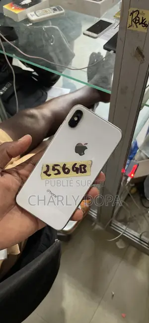 Apple iPhone X 64 GB Blanc