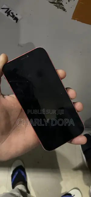 Apple iPhone 12 64 GB Rouge