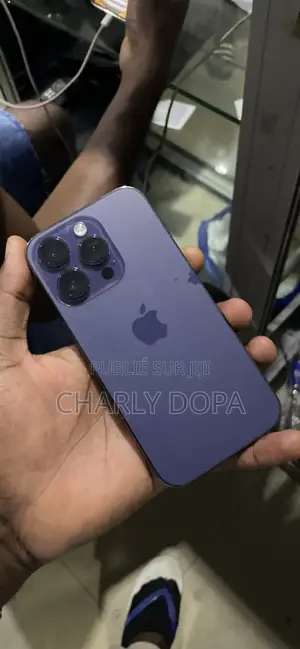 Photo - Apple iPhone 14 Pro 128 GB Violet