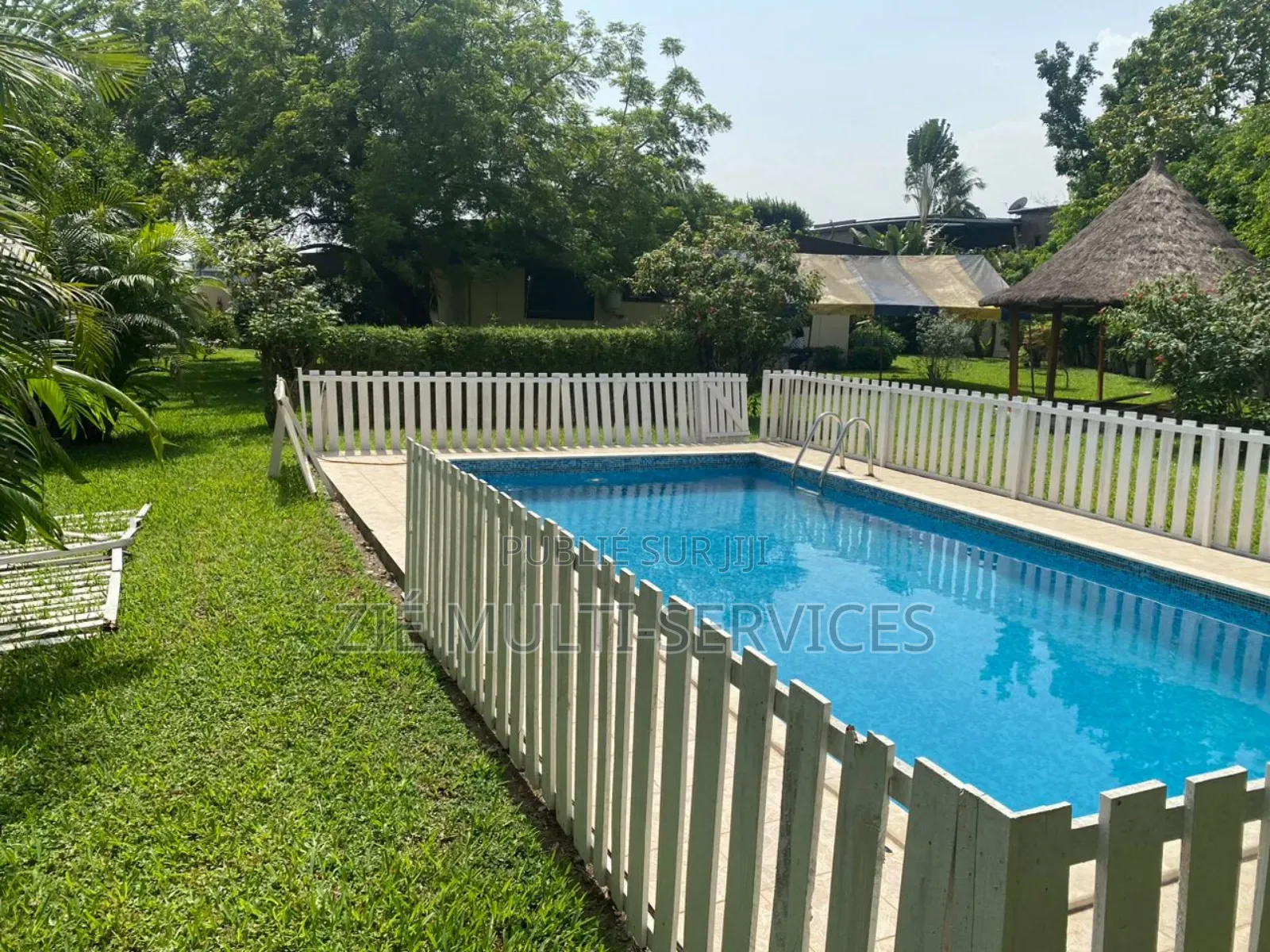 5chbre Villa dans Zié Multi-Service, Deux Plateaux à Vendre