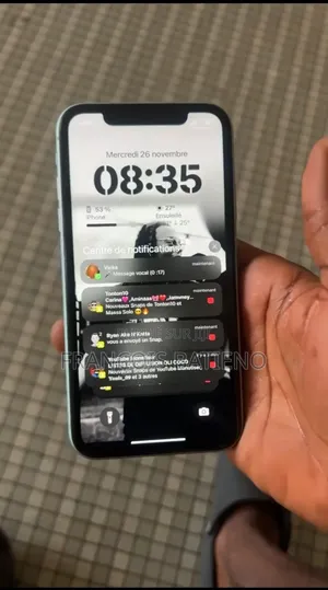 New Apple iPhone 11 256 GB Vert