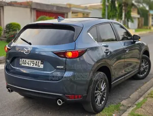 Mazda CX-5 2021 Blue