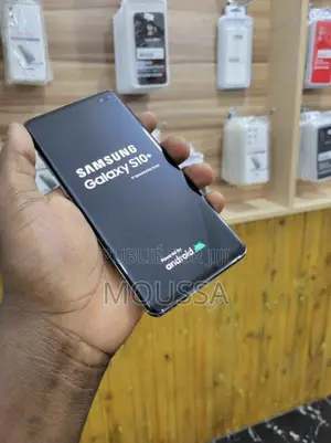 Neuf Samsung Galaxy S10 5G 256 GB Noir