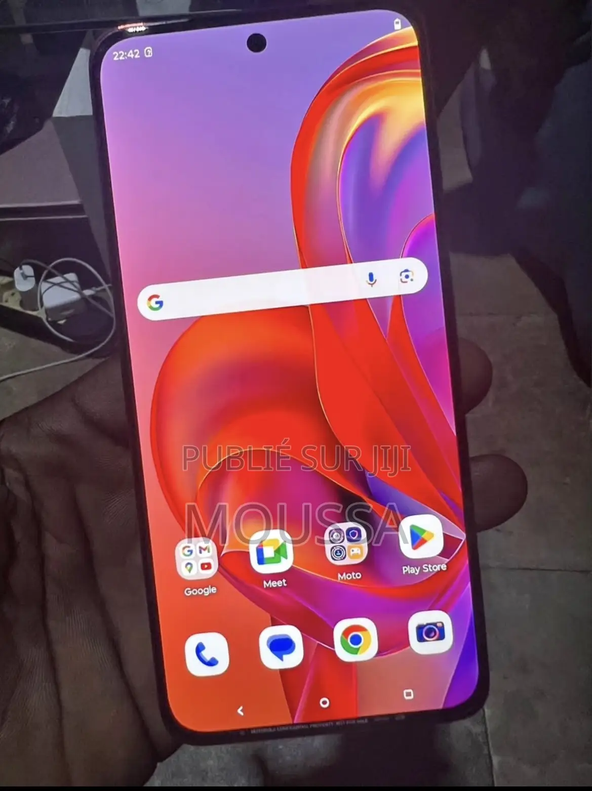 Neuf Motorola Edge (2024) 256 GB Rouge