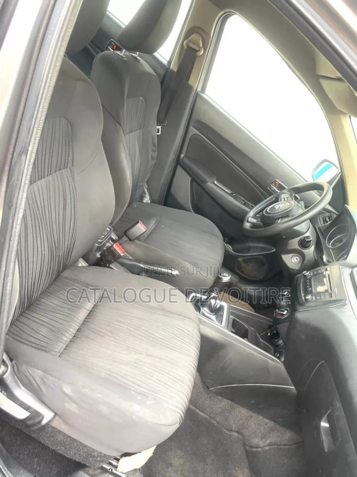 Suzuki Dzire 2023 Gris