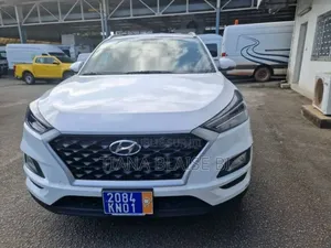 Photo - Hyundai Tucson Limited AWD 2019