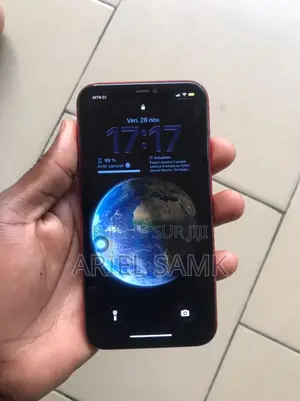 Apple iPhone 11 64 GB Rouge