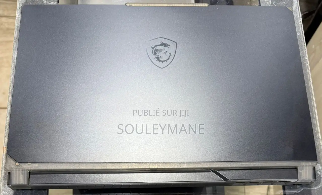 Ordinateur Portable MSI Cyborg 15 16GB Intel Core I7 SSD 512GB