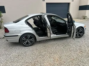 BMW 318i 2000 Gris
