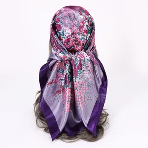 Écharpe Carrée 90 X 90, Idéale Pour Femme.