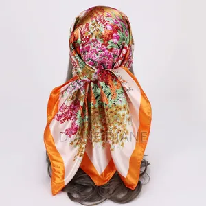 Écharpe Carrée 90 X 90, Idéale Pour Femme.