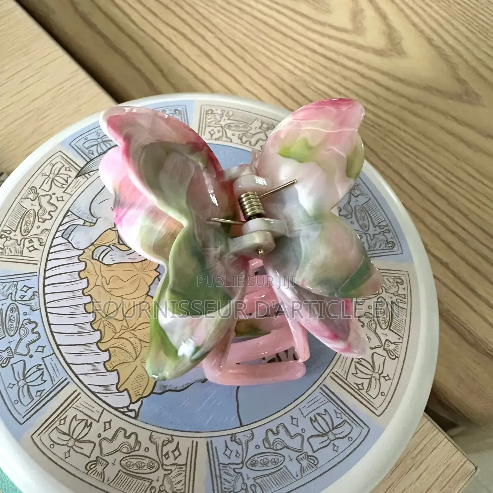 Pince À Cheveux Papillon Élégante ( À Partir De 80 Pièces)