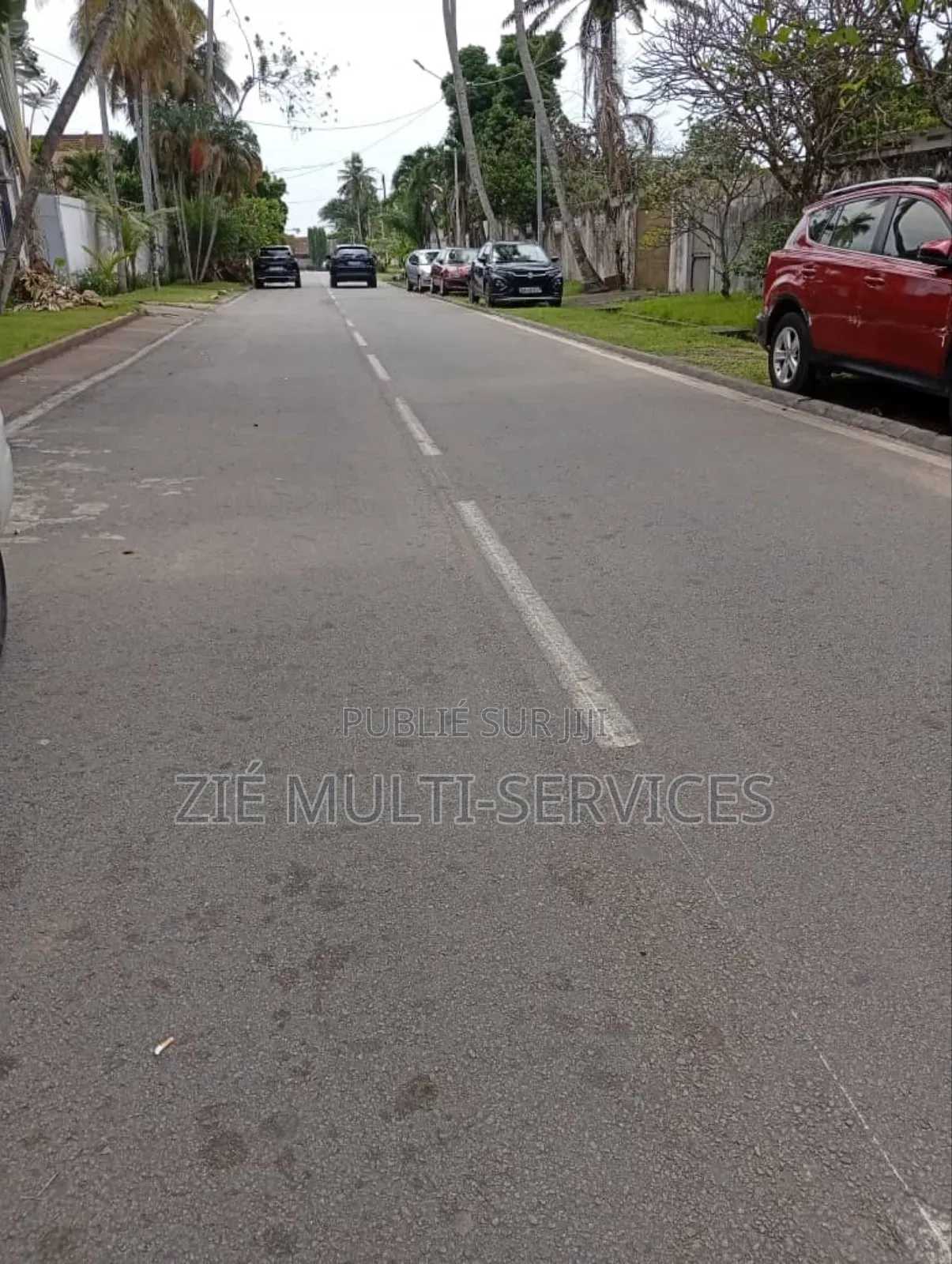 5chbre Villa dans Zié Multi-Service, Cocody à Vendre