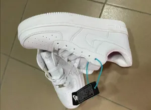 Baskets Blanches Style Air Classic-Confort Élégance