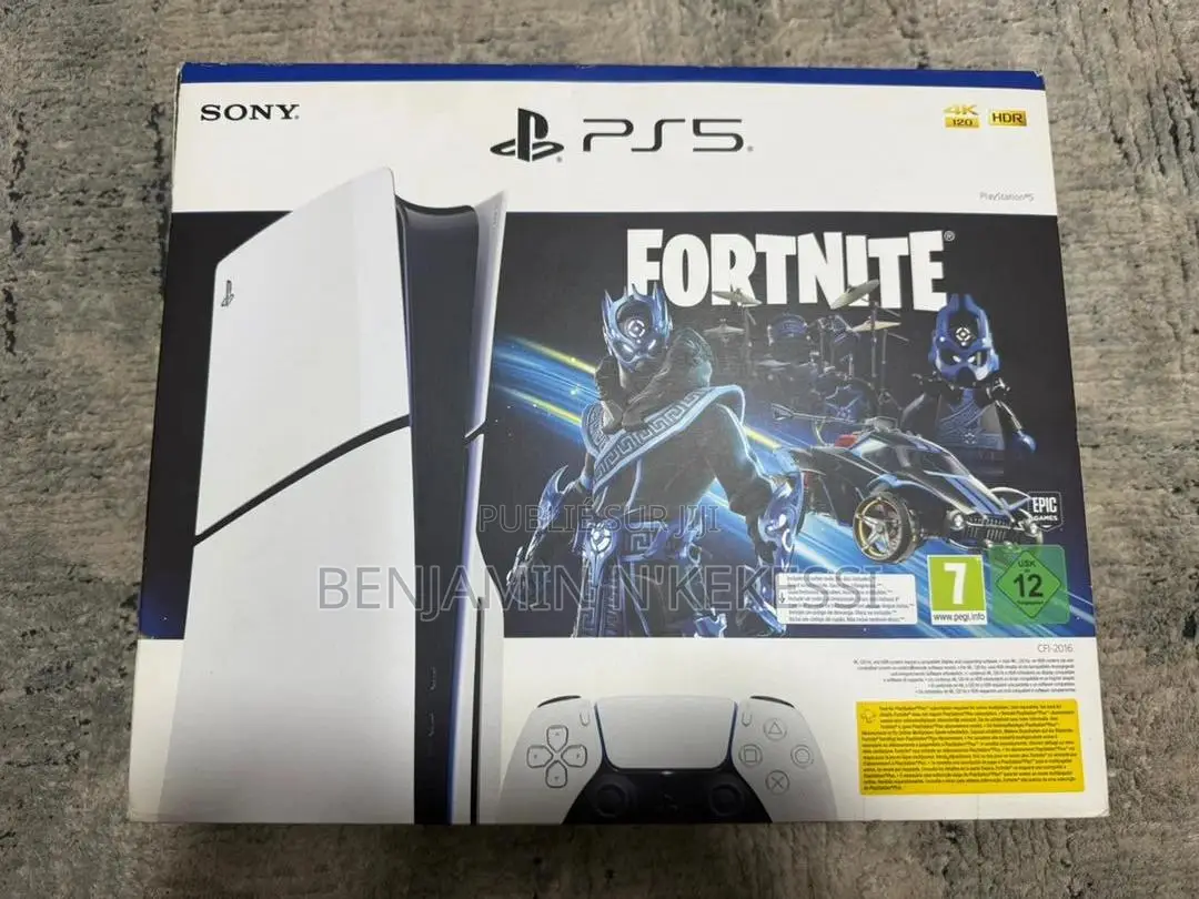 À Vendre : Ps5 Slim – Édition Spéciale Fortnite – Pack Complet