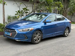 Hyundai Elantra 2018 Blue