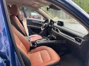 Mazda CX-5 2018 Blue