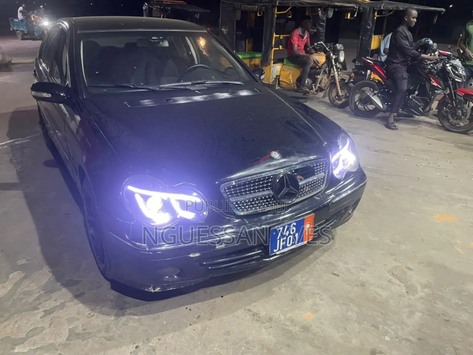 Mercedes-Benz C200 2002 Black