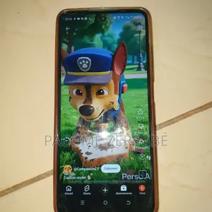 Photo - Itel P55 Plus 128 GB Gris