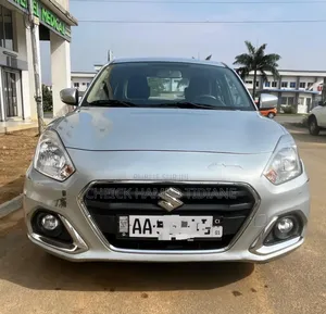 Photo - Suzuki Dzire 2024 Gris