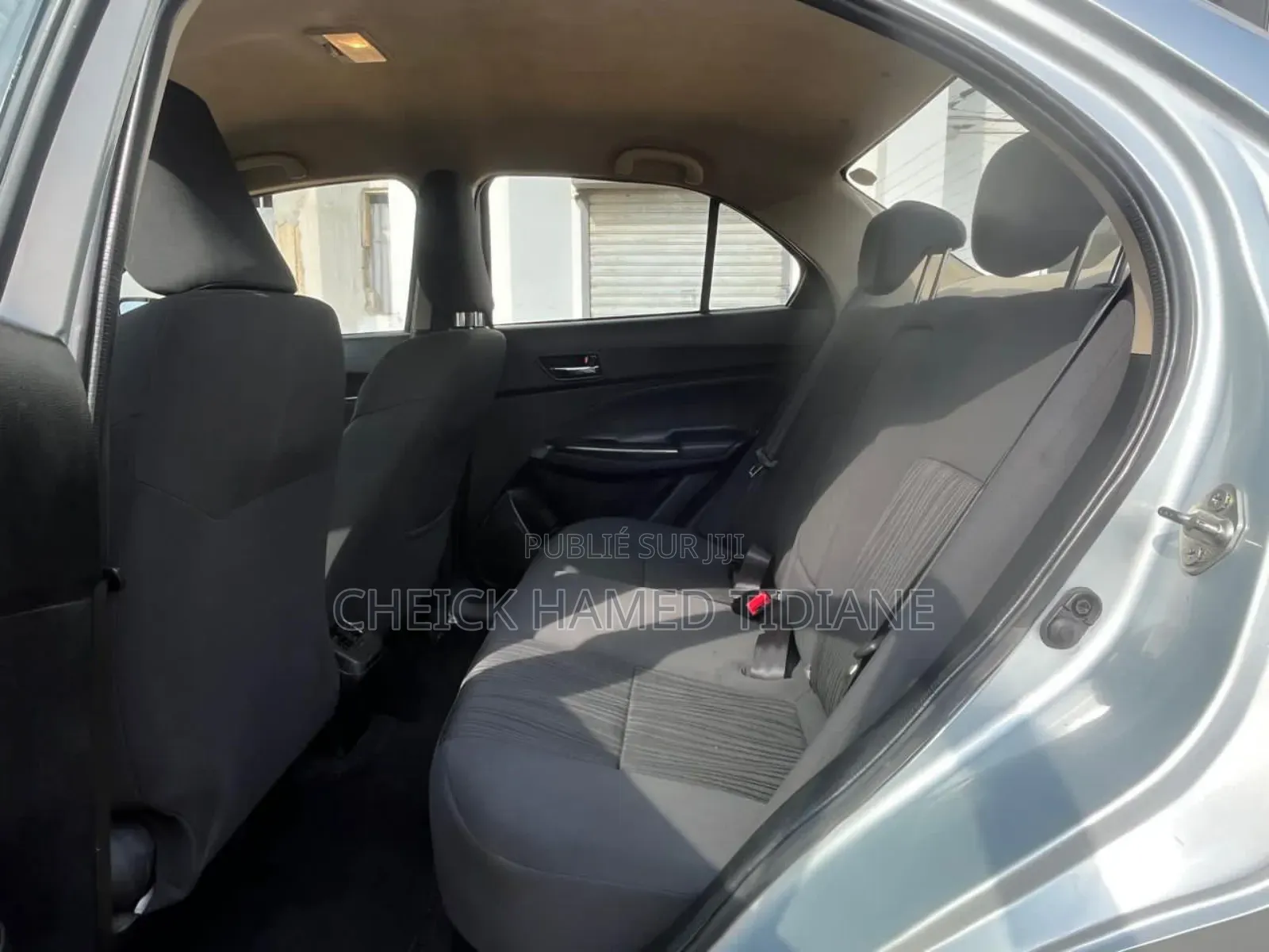 Suzuki Dzire 2024 Gris