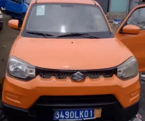 Photo - Suzuki S-Presso 2023 Orange