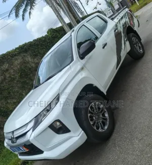 Mitsubishi L200 2022 Blanc