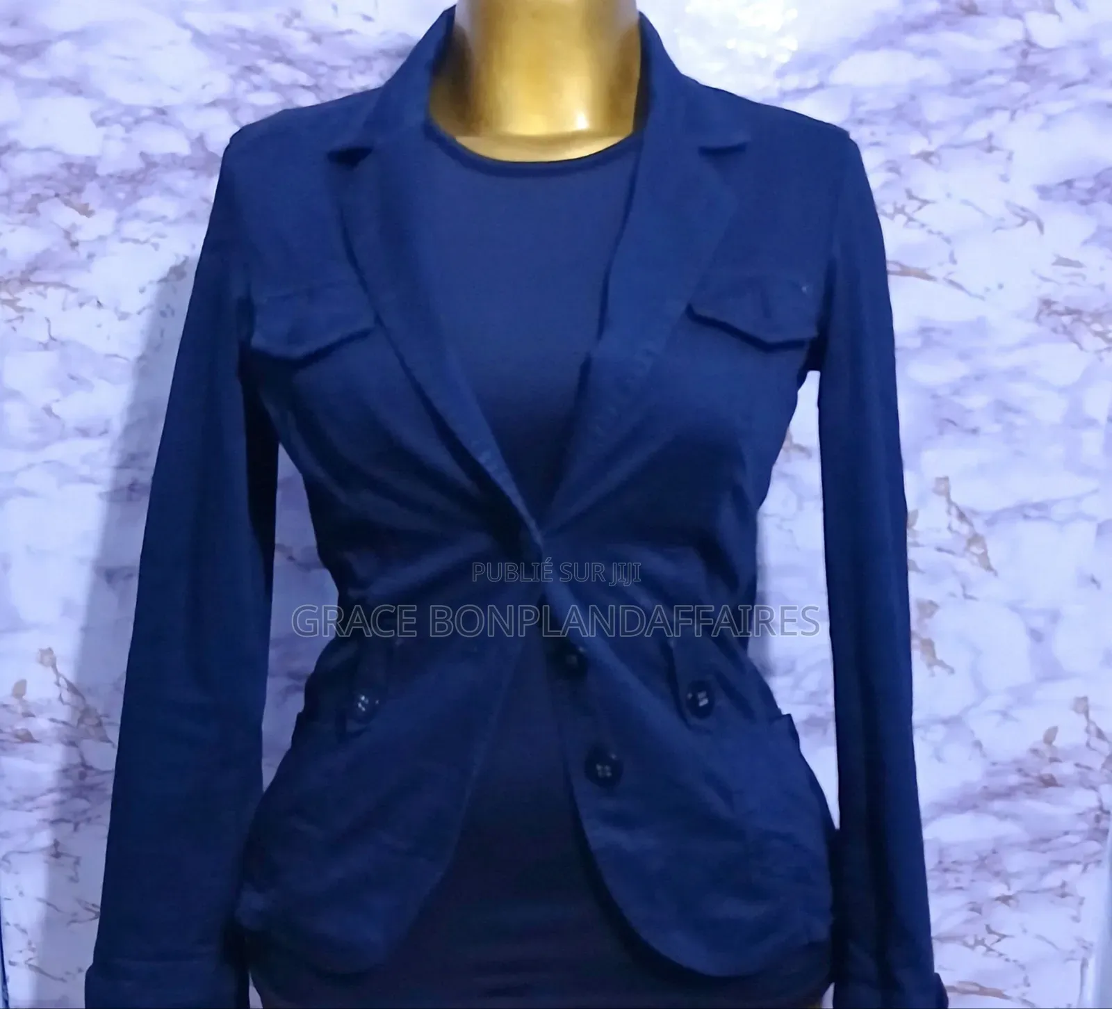 Robe Élégante Noire Fluide. Solde : Tout À 1500fcfa