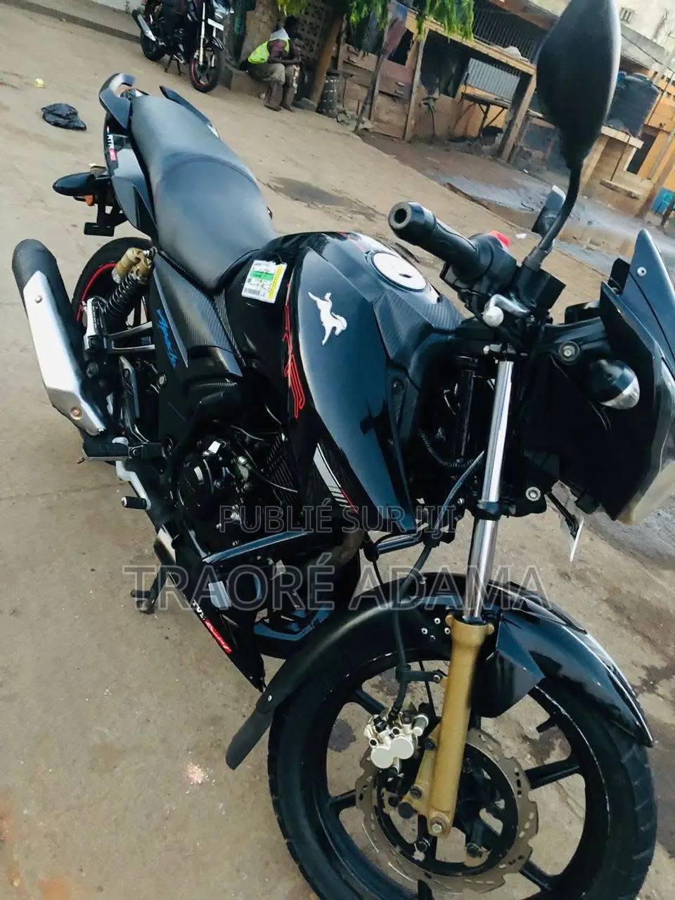 New TVS Apache 180 RTR 2017