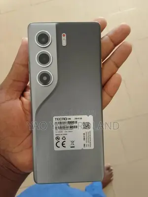 New Tecno Camon 40 Pro 256 GB Gris