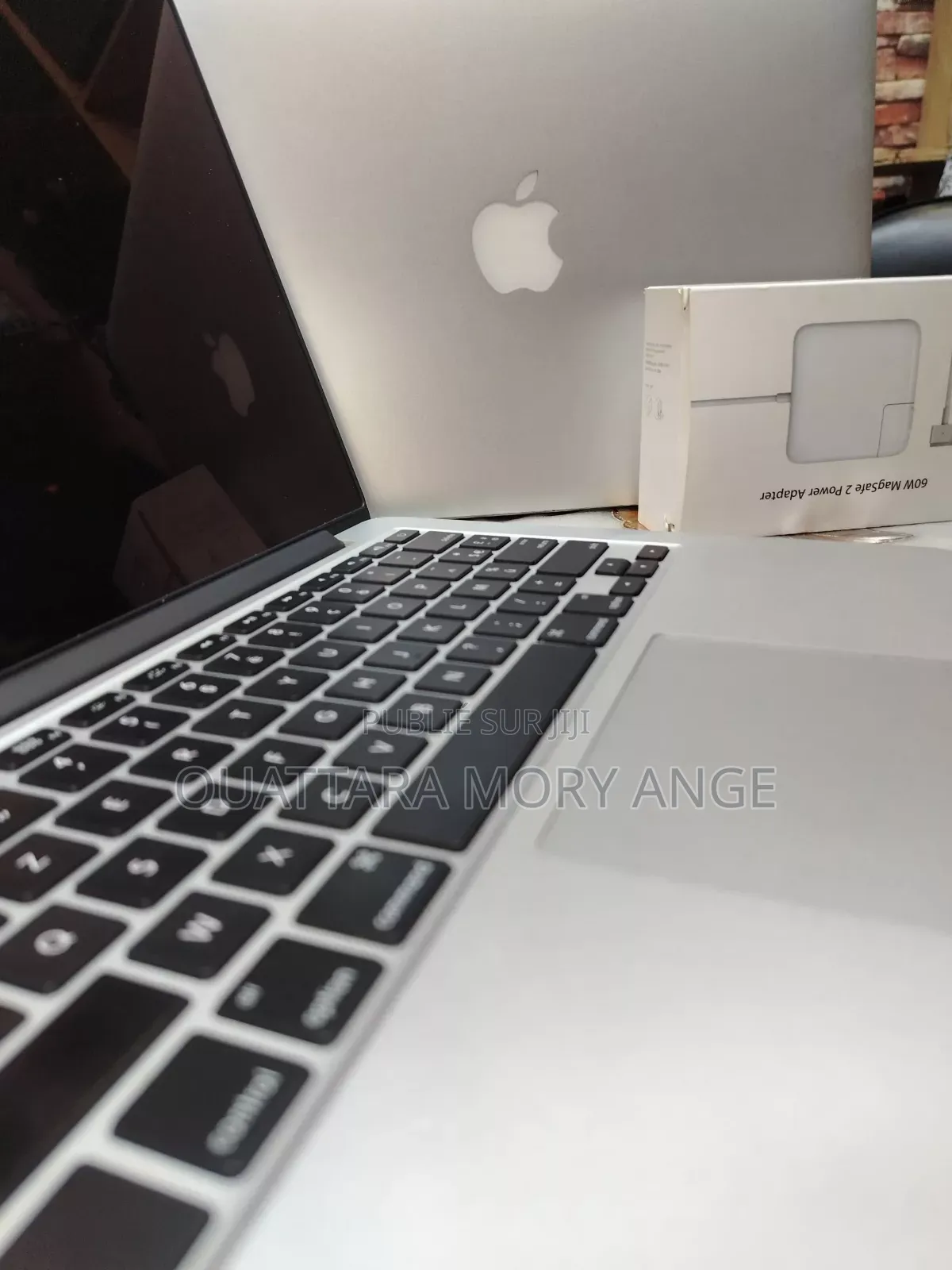 New Ordinateur Portable Apple MacBook Pro 8GB Intel Core I5 SSD 128GB