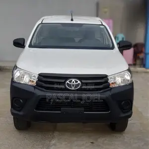Photo - Toyota Hilux 2022 Blanc