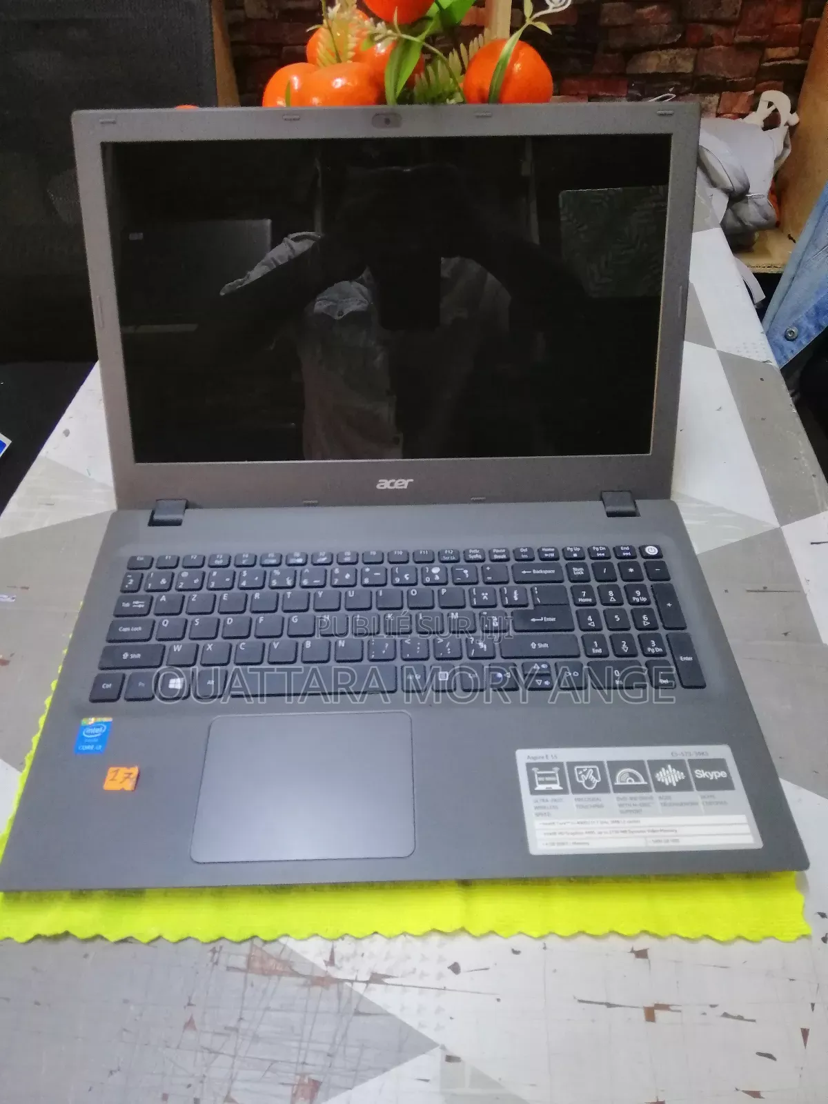 Ordinateur portable Acer Aspire E15 4GB Intel Core i3 HDD+SSD 1T