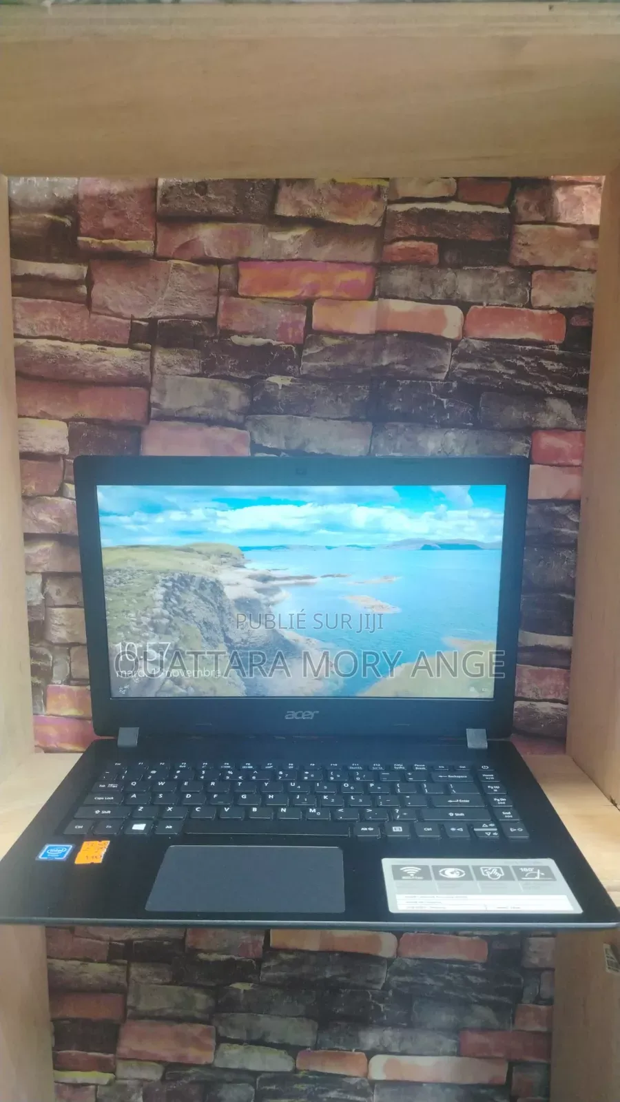 New Ordinateur Portable Lenovo IdeaPad 1 2GB Intel Core 2 Duo SSD 32GB