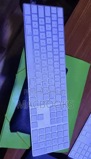 Clavier iMac Magic Keyboard 2
