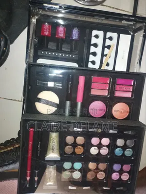 Photo - Coffret De Maquillage